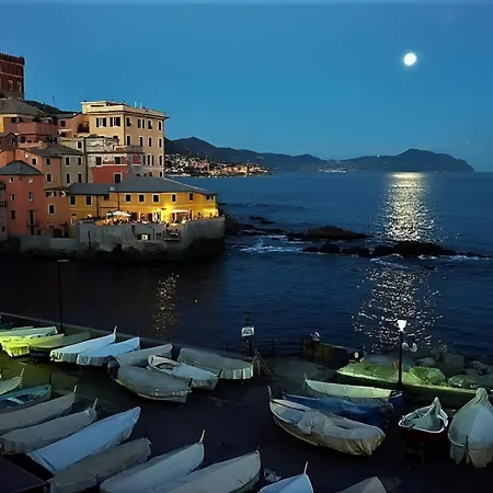 Doge Grimaldi - Davanti All'acquario - Grande Terrazza Privata - Palazzo Nobiliare Storico Appartement *
