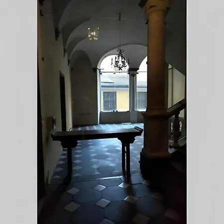 Doge Grimaldi - Davanti All'acquario - Grande Terrazza Privata - Palazzo Nobiliare Storico Appartement