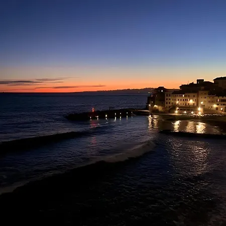 Apartamento Doge Grimaldi - Davanti All'acquario - Grande Terrazza Privata - Palazzo Nobiliare Storico